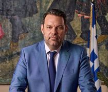 Aπαγόρευσαν από τον Δήμαρχο Ρόδου να μιλήσει στα εγκαίνια των μνημείων - Ανακοίνωση κατά της Υπ. Πολιτισμού Λ. Μενδωνη