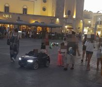 Ν. Δημαράς: Κως - Μια άσχημη εικόνα στην πιο όμορφη πλατεία...