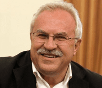 Φοιτητής ξανά στα 70 του ο πρώην βουλευτής του ΣΥΡΙΖΑ Δημήτρης Γάκης 