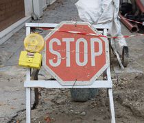 ΔΙΑΚΟΠΗ ΚΥΚΛΟΦΟΡΙΑΣ ΕΠΙ ΤΗΣ ΟΔΟΥ ΙΠΠΟΚΡΑΤΟΥΣ ΛΟΓΩ ΕΡΓΑΣΙΩΝ ΑΠΟ ΤΗΝ ΑΡΧΑΙΟΛΟΓΙΚΗ ΥΠΗΡΕΣΙΑ