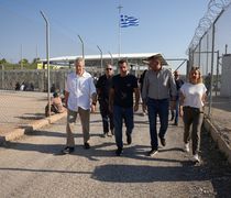 Σε Κω και Λέρο ο Υπ. Μετανάστευσης Θ. Πλεύρης - Θα εγκαινιάσει τους αθλητικούς θόλους