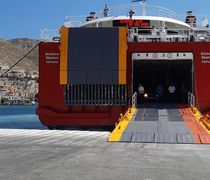 Δεμένα τα πλοία στα λιμάνια την Πέμπτη λόγω απεργίας που προκήρυξε η ΠΝΟ