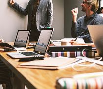 ΔΥΠΑ: Τα τελευταία ασφαλιστικά «χιλιόμετρα» πριν τη σύνταξη επιδοτεί με πρόγραμμα της για άνεργους από 57 έως 74 ετών