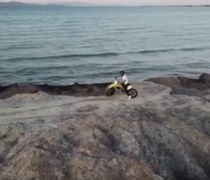 Μ. Γιωργαλλής: Μετέτρεψαν σε πίστα για motocross το λιμάνι Μαστιχαρίου (vid)