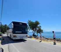 Καταγγελία του Σωματείου Τουρ. Λεωφορείων Κω στον Εισαγγελέα για τον επικίνδυνο παραλιακό δρόμο στην Καρδάμαινα