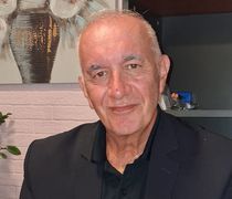 Ο κ. Θ. Καλαμάτας μιλάει για την απόφασή του να συμπορευθεί με την Αφροδίτη Λατινοπούλου (Φωνή Λογικής) 