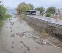 Kάτοικοι Ψαλιδίου: 10 λεπτά έβρεξε και καταφέραμε να ζήσουμε εμπειρίες που κανονικά θα έπρεπε να προσφέρει το Λιμενικό! 