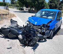 Σοβαρό τροχαίο στο Πλατύ Κυπαρίσσι – Ακρωτηριάστηκε το δάχτυλο οδηγού μηχανής