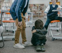 Ρόδος: Υποχρέωσαν συμμαθητή τους από το δημοτικό να πιει νερό από καζανάκι τουαλέτας