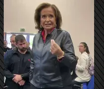 «Κλείστο το στόμα σου, πουλάκι μου», είπε η Ντόρα Μπακογιάννη σε γυναίκα που τη διέκοψε ενώ μιλούσε στο νοσοκομείο Χανίων