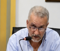 Η ΤΟΠΙΚΗ ΑΥΤΟΔΙΟΙΚΗΣΗ ΔΕΝ ΜΠΟΡΕΙ ΝΑ ΕΙΝΑΙ ΠΑΡΑΡΤΗΜΑ ΤΩΝ ΚΟΜΜΑΤΩΝ