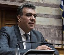 M. Kόνσολας: Καταργείται το τέλος επιτηδεύματος, μειώνεται η προκαταβολή φόρου, μέτρα στήριξης για την κοινωνία