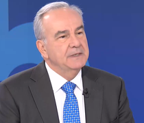 N. Παπαθανάσης: Στα 23 δισ. ευρώ το εθνικό πρόγραμμα για την περίοδο 2026-2030 – Τι είπε για την ακρίβεια και το στεγαστικό