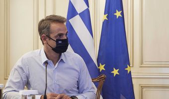 Μητσοτάκης: Δωρεάν το εμβόλιο για όλους! Δωρεάν και οι μάσκες στα σχολεία