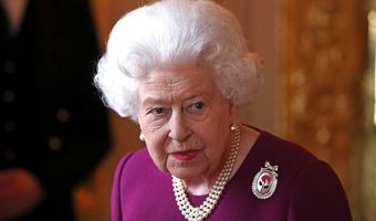 Σε κακή οικονομική κατάσταση η Ελισάβετ: 30 εκ. λίρες χασούρα για το παλάτι της Αγγλίας - 650 υπάλληλοι υπό απόλυση