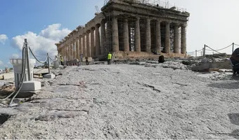 Τσιμέντο στην Ακρόπολη: Οι αντιδράσεις και η απάντηση του υπουργείου Πολιτισμού