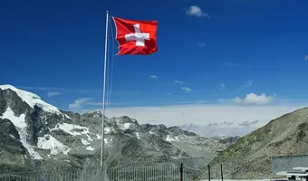 Η Ελβετία κάνει δημοψήφισμα για την προμήθεια μαχητικών αεροσκαφών