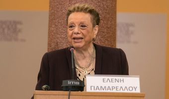 "Δεν θα μολυνθει από κορονοϊό όποιος πιστεύει στη θεία κοινωνία", λέει η λοιμωξιολόγος Ελένη Γιαμαρέλλου