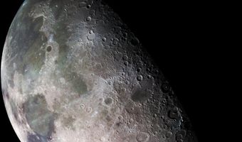  Η NASA ανακοίνωσε πως ανίχνευσε νερό στην Σελήνη (pic)