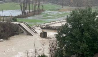 Στο έλεος της κακοκαιρίας η χώρα - Μεγάλες καταστροφές και προβλήματα 