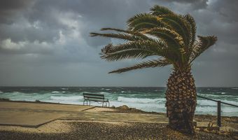 Έκτακτο δελτίο καιρού: Πού χτυπά το κύμα κακοκαιρίας – Στα 9 μποφόρ οι άνεμοι στο Αιγαίο