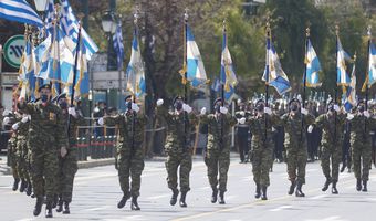  25η Μαρτίου: Εντυπωσιακή η παρέλαση για τα 200 χρόνια από την Επανάσταση του 1821