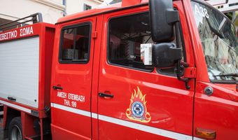 Φωτιά στον Κολωνό: Διασωληνωμένο σε κρίσιμη κατάσταση το 5χρονο αγοράκι 