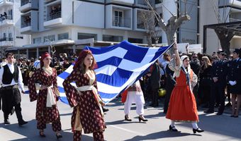 Φωτορεπορτάζ από την παρέλασης της 25ης Μαρτίου στην Πόλη