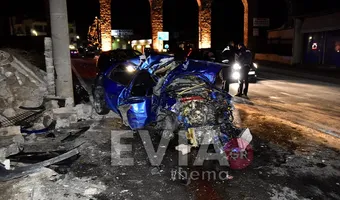 Χαλκίδα: Νεκρή 17χρονη σε τροχαίο δυστύχημα - Το ΙΧ καρφώθηκε σε τοίχο σπιτιού