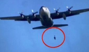Ειδικές δυνάμεις: Θρίλερ με 'Eλληνα αλεξιπτωτιστή που κρεμόταν επί 4 λεπτά από C-130