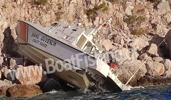 Σκάφος της τουρκικής Ακτοφυλακής προσέκρουσε σε βράχια - 2 τραυματίες