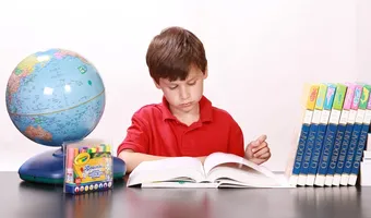  Πώς να μάθει το παιδί να μελετά μόνο του