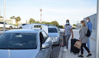 Ταξί Κω: Σε αναμονή για τα 9θεσια ταξί – Σταθερές οι τιμές παρά τις αυξήσεις στα καύσιμα 