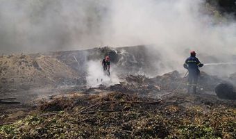 Φωτιά στο Ψαλίδι κοντά σε ξενοδοχειακή μονάδα