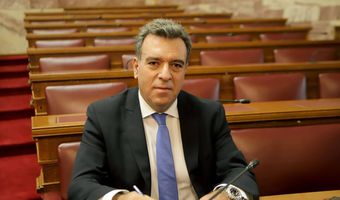 Ο Μάνος Κόνσολας Πρόεδρος της Επιτροπής Περιφερειών της Βουλής με μεγάλη και διακομματική πλειοψηφία 