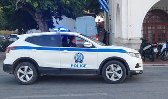 42χρονος στην Κω είχε μετατρέψει το αυτοκίνητό του σε κρύπτη για ναρκωτικά