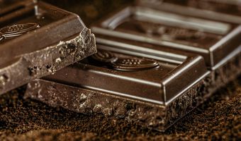Στα ύψη η τιμή της σοκολάτας - Ανεξέλεγκτο κύμα ανατιμήσεων θα κτυπήσει και την Ελλάδα