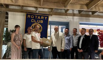 ROTARY KΩΣ: ΔΩΡΕΑ ΕΝΟΣ ΠΡΟΤΖΕΚΤΟΡΑ ΣΤΗΝ ΟΜΑΔΑ ΔΙΑΣΩΣΗΣ ΚΩ