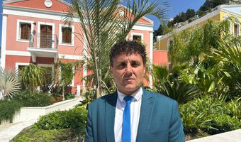 Λ. Παπακαλοδούκας στον RV: Τέλος 3 ευρώ στους ημερήσιους επισκέπτες της Σύμης – Δεν μιλάμε για υπερτουρισμό, αλλά για την κάλυψη λειτουργικών δαπανών του Δήμου