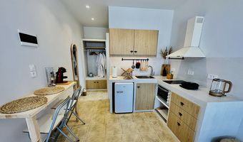 Η ακτινογραφία του Αirbnb στην Ελλάδα: 364 ευρώ τον μήνα τα έσοδα για τους απλούς ιδιοκτήτες - Σε Μύκονο και Σαντορίνη τα περισσότερα ακίνητα