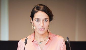 Δόμνα Μιχαηλίδου: Το 75% των ανενεργών στρατοπέδων θα διατεθεί για κοινωνικές κατοικίες  