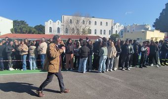 KYΡΙΕ ΧΑΡΤΟΦΙΛΗ, ΤΟΣΟΣ ΚΟΠΟΣ ΓΙΑ ΝΑ ΜΑΣ ΠΕΙΤΕ ΟΤΙ ΕΙΣΤΕ “DEALER”;