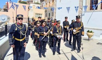 Μία όμορφη μουσική έκπληξη στην παραλιακή Καλύμνου από τη Δημοτική Φιλαρμονική Κω – Σχέδια για συναυλία με Μικρασιατικά τραγούδια τον Αύγουστο