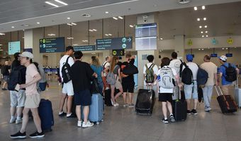 jet2: Επιπλέον πτήσεις προς Ρόδο, Κω, Κέρκυρα και Χανιά το καλοκαίρι