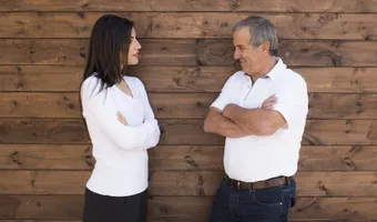 O Παύλος και η Κρυσταλλένια Δρόσου από την Κω έχουν τη μεγαλύτερη φάρμα αλόης του Αιγαίου (αφιέρωμα στο athensvoice.gr)