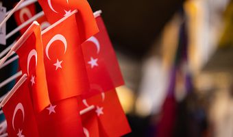 Τρίτος συνεχόμενος μήνας πτώσης για τον τουρισμό στην Τουρκία 