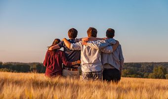 Νέα μελέτη: Η εφηβεία του εγκεφάλου διαρκεί μέχρι τα 32 - Οι 5 φάσεις της εγκεφαλικής ανάπτυξης