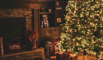 Ποια είναι η σημερινή εικόνα των Χριστουγέννων; (Γράφει η Ξανθίππη Αγρέλλη)