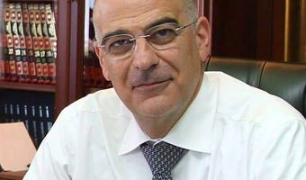 Δένδιας: Εκπτωτικό καλάθι για οικογένειες στρατιωτικών  