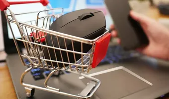 Ερευνα: Οκτώ στους δέκα Έλληνες αγοράζουν από online πλατφόρμες χωρών εκτός ΕΕ